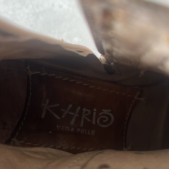 Adorable tan leather booties size 37 - Picture 4 of 4